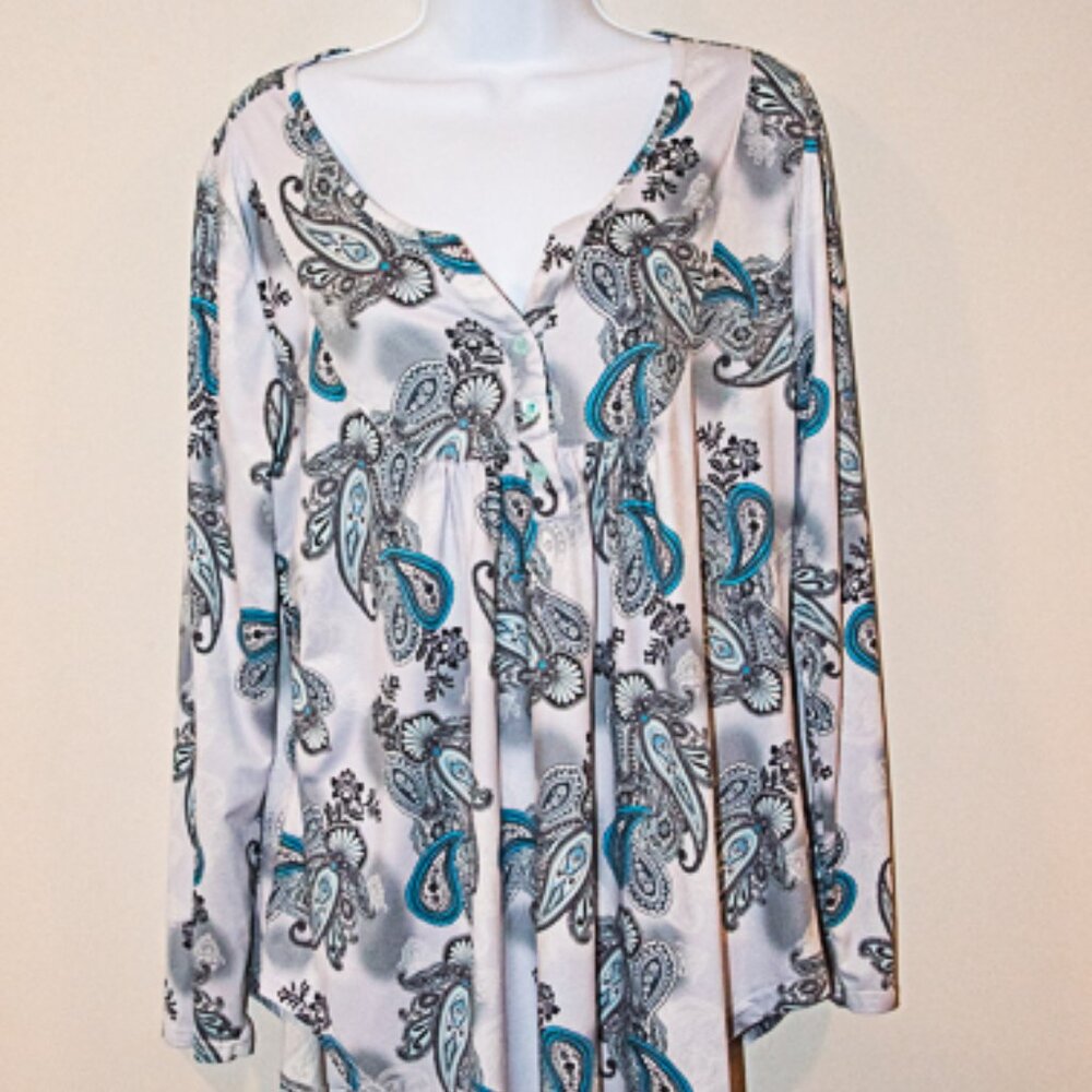 Halife Paisley Long Sleeve V-Neck Henley, V Hem Size